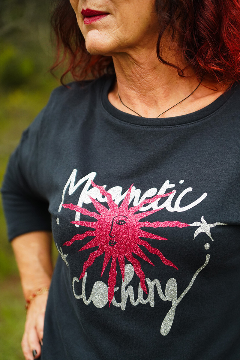 t-shirt-manches-longues-gris-fonce-femme